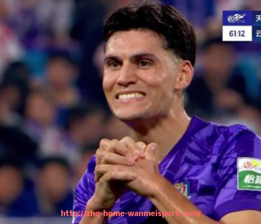 完美体育官方网站-米兰球队在意甲联赛中的阵容及战术分析